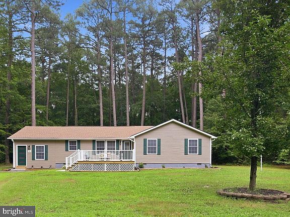 4th image of 105 Pelican Way