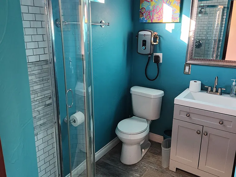 1360 Monaco Pkwy — Photo 38