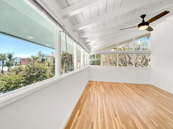 1128 Larrabee St APT 3, West Hollywood, CA 90069