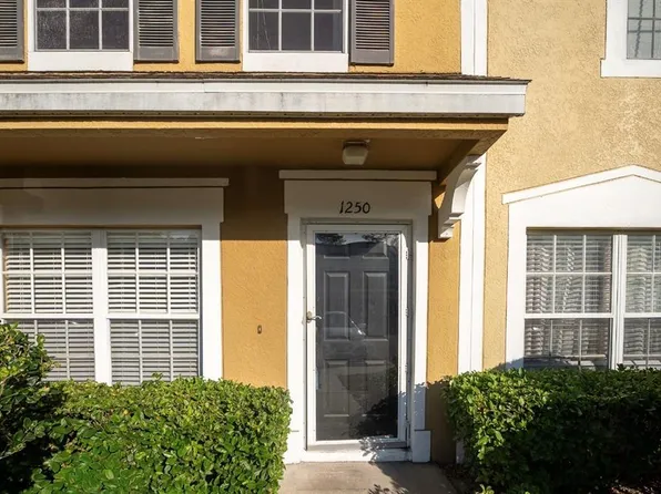 1250 Redondo Way, Zephyrhills, FL 33543