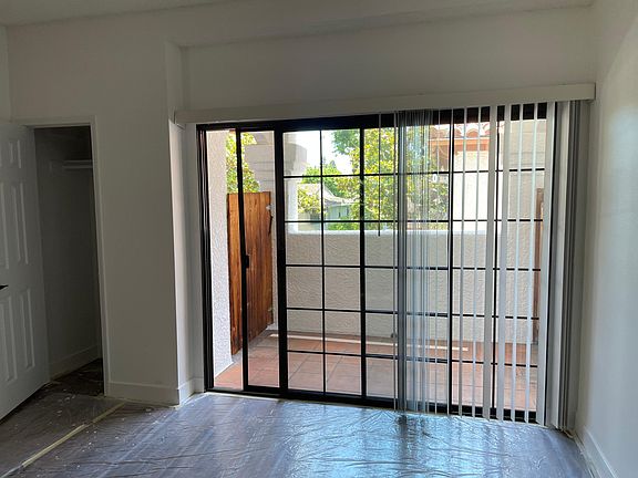 3rd image of 3291 Sawtelle Blvd #205