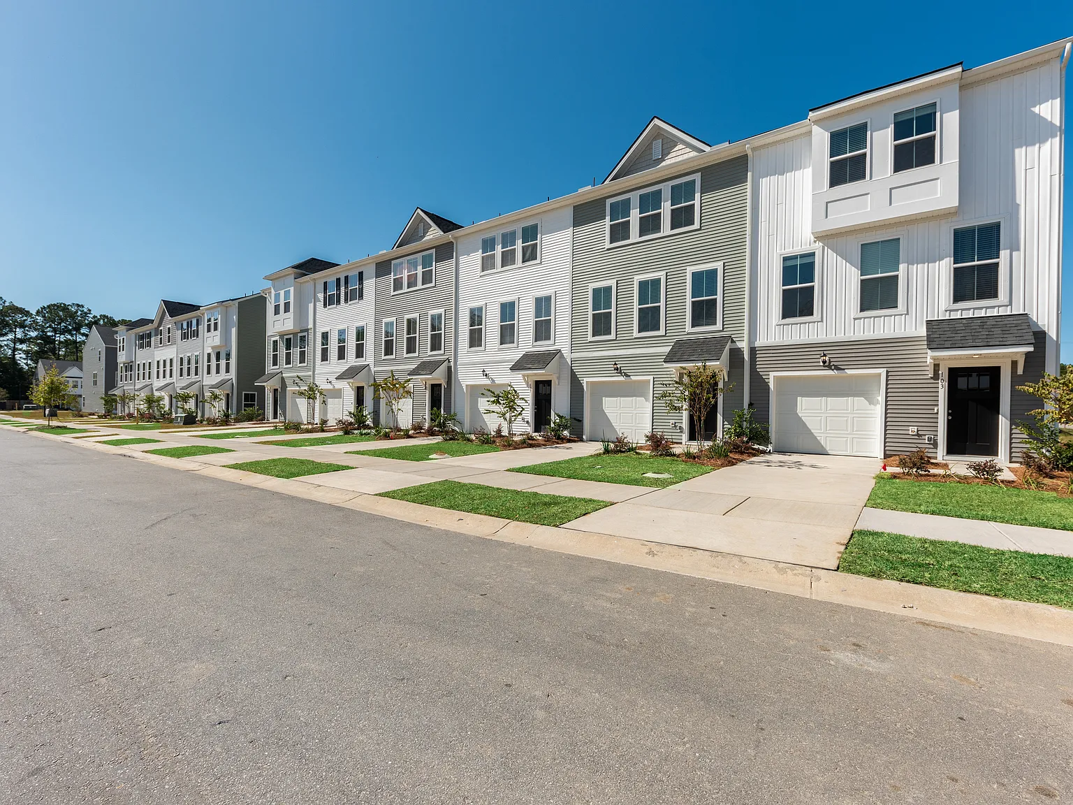 Outpost Creek Townhomes — Photo 3