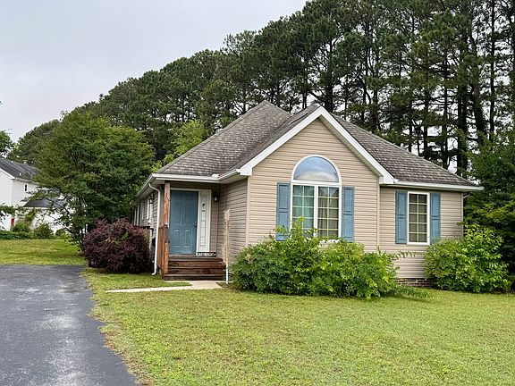 4th image of 702 E Upland Ct
