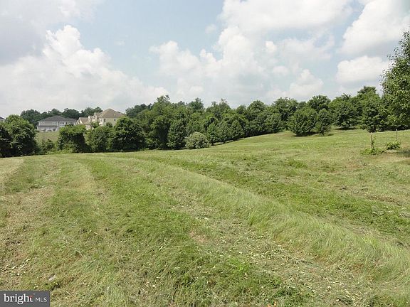 3rd image of 16519 Lance Trail Ct