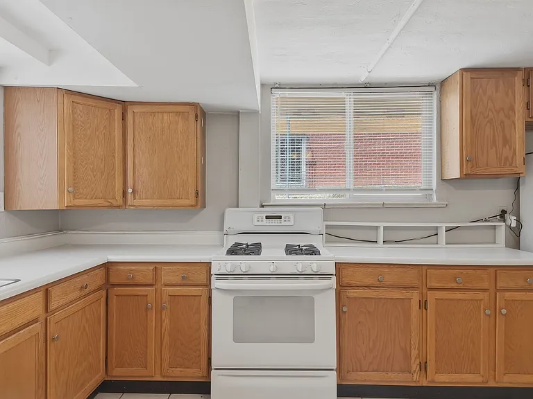 2936 W 42nd Ave #B — Photo 4
