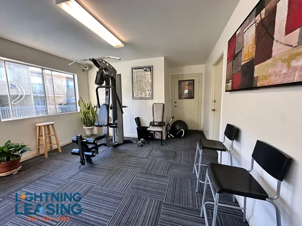 Septo Apartments, 21721 Septo St #206, Chatsworth, CA 91311