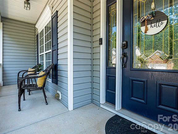 4th image of 14427 Maclauren Ln