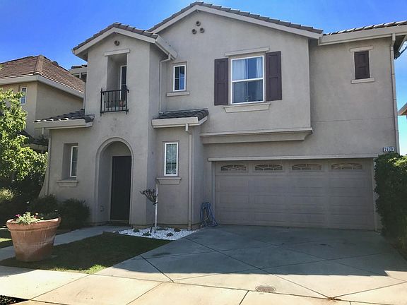 2nd image of 2679 Hutchings Dr