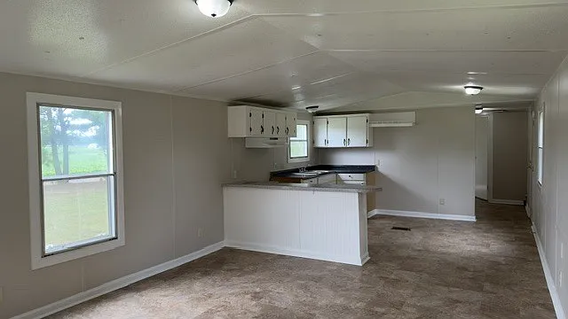 5742 Stone Whitley Rd — Photo 3