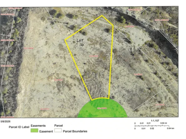 Quarry Bluff Ct #16, Sturgeon Bay, WI 54235
