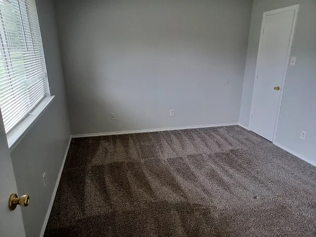 3911 William St — Photo 9