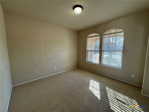 5th image of 6704 Golden Oak Ln