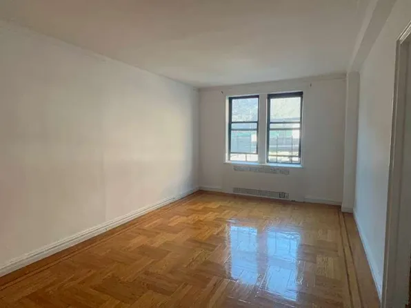1200 College Ave APT 1M, Bronx, NY 10456
