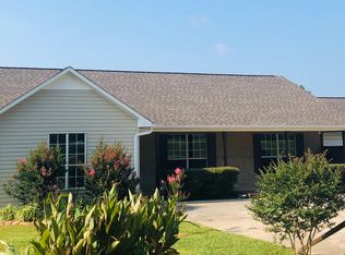 1811 E Hanceville Rd SE, Cullman, AL 35055