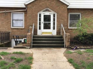 913 W South St APT 4, Kalamazoo, MI 49007