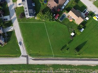 4677 Old River Rd, Saint Clair, ON N0P2B0