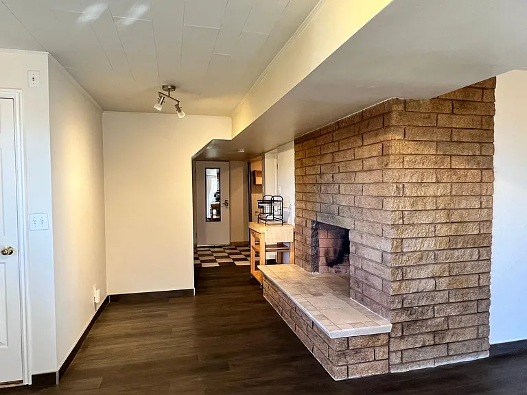 1779 S Foothill Dr #B — Photo 7