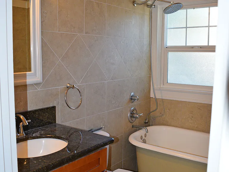 801 F St #4 — Photo 5