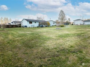 1521 D St, Blaine, WA