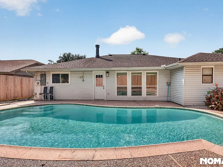 2323 Tall Ships Dr — Photo 43