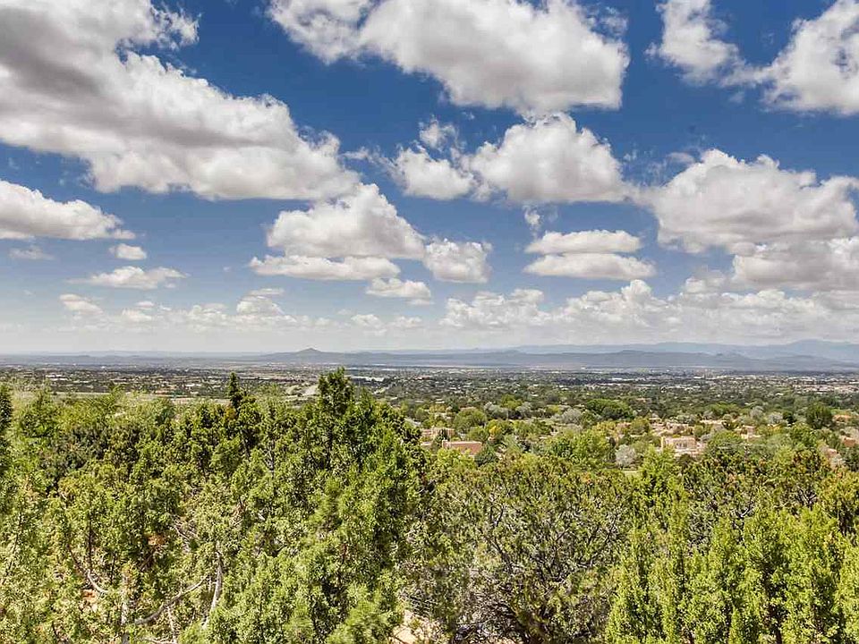 1st image of 17 Camino Monte Feliz