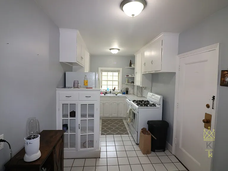 312 Washington St #4-6 — Photo 3