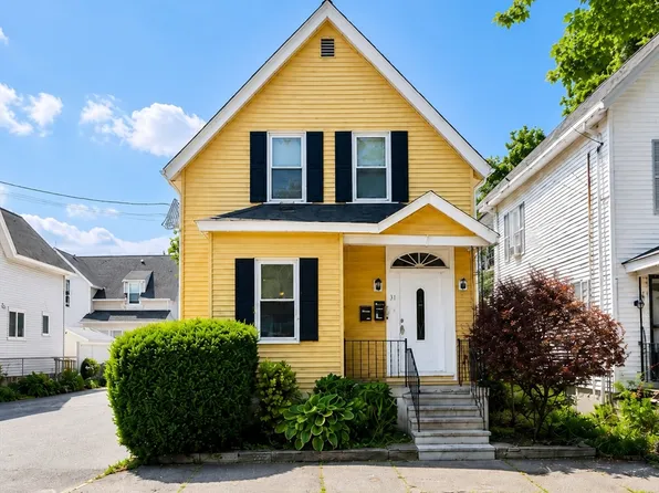 35 Puffer St, Lowell, MA 01851