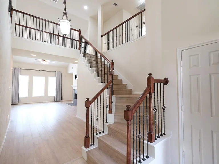 12802 Flat Creek Dr — Photo 13