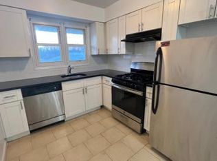 584 Bellevue Ave N, Yonkers, NY 10703