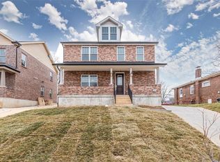 7442 Zephyr Pl, Saint Louis, MO 63143