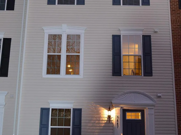 9447 Paragon Ct — Photo 1