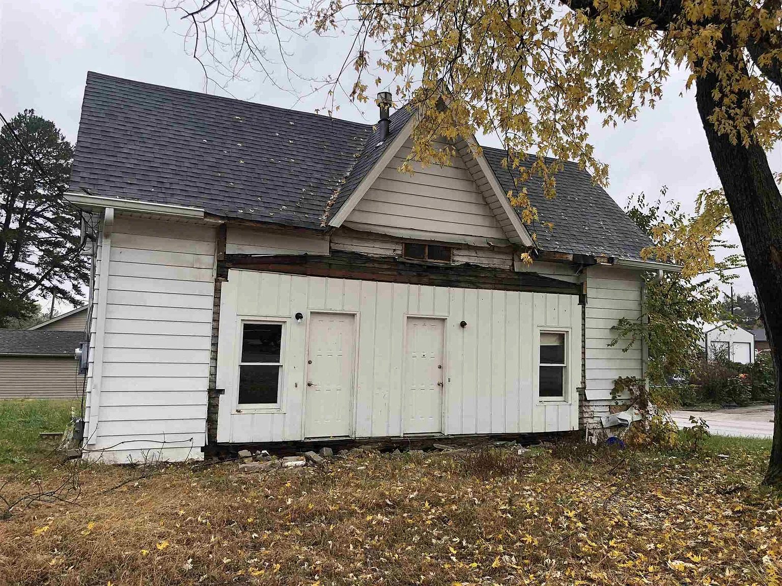 2901 & 2903 Washington Ave photo 1