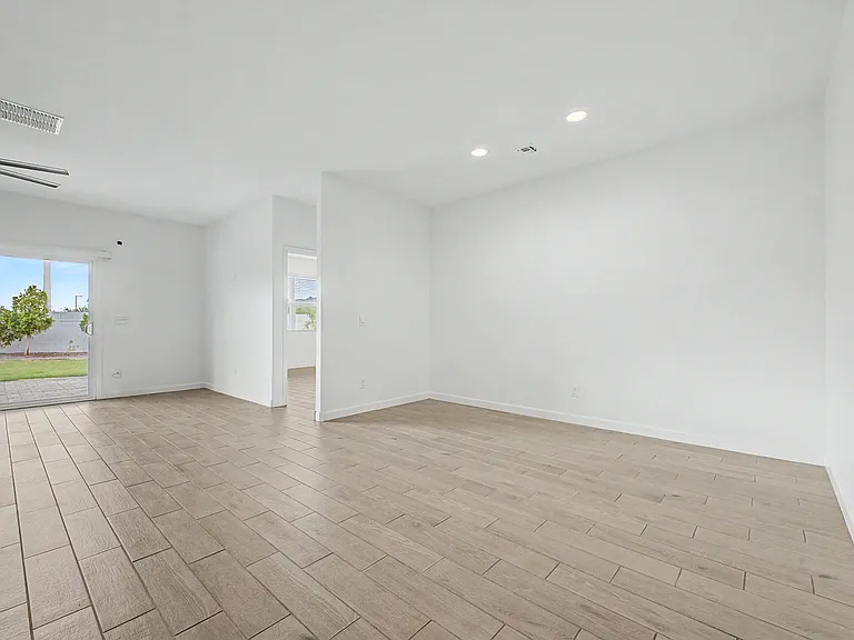 2058 S 241st Ave — Photo 5