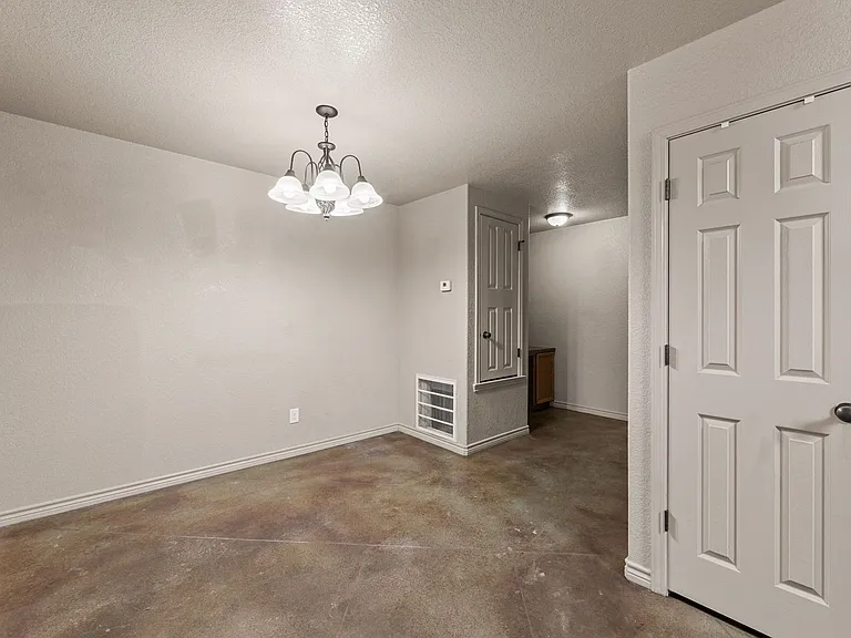Pm1-Temp609 W Karey Dr — Photo 8