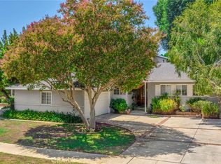 7101 Hatillo Ave, Winnetka, CA 91306