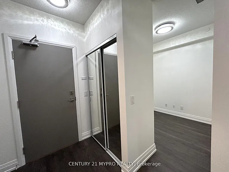 591 Sheppard Ave E #526 — Photo 10