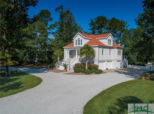 311 Sterling Woods Dr, Richmond Hill, GA 31324