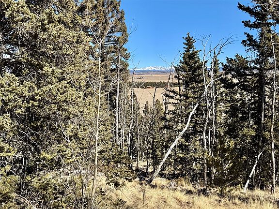 3rd image of 1872 High Creek Rd