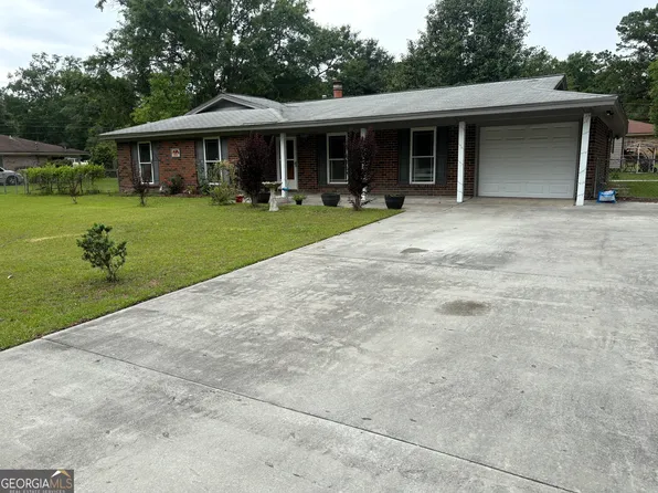 717 Bradwell St, Hinesville, GA 31313
