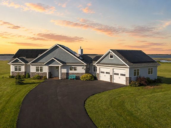 3rd image of 689 Strang Rd