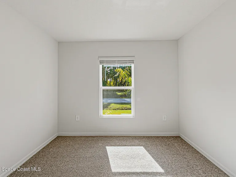 511 Trumpet St SW — Photo 22