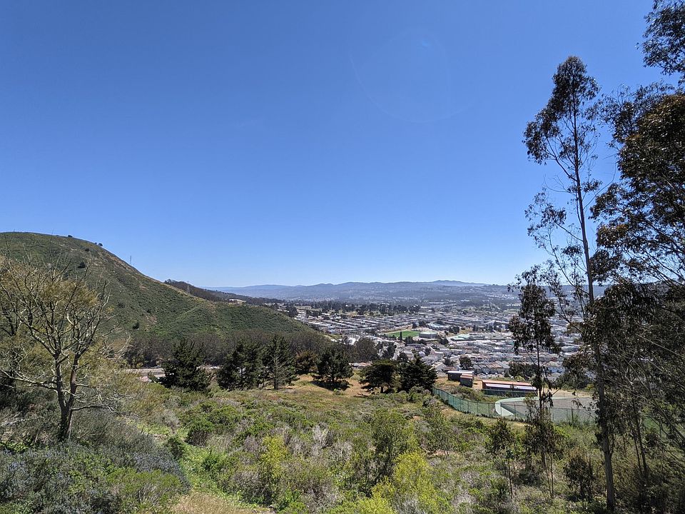1st image of 535 Mountain View Dr APT 4