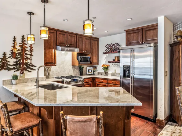 38390 Highway 6 APT 203, Avon, CO 81620