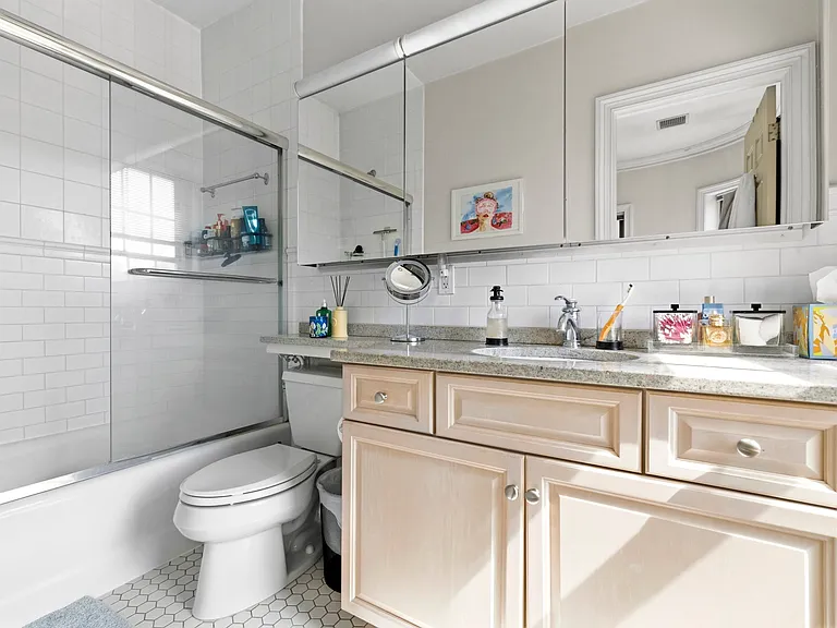 100 Salem St #9 — Photo 9