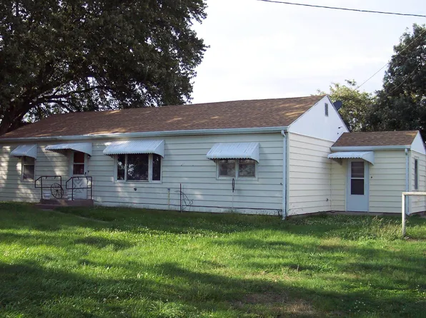 1578 Carpenter Rd, Gibbon, NE 68840