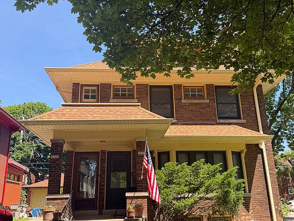 3rd image of 2110 E Linnwood Ave #3