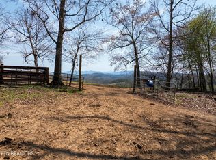 1420 Trigonia Rd, Maryville, TN 37801