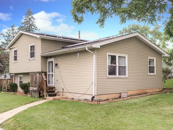 1226 Beverly Dr, Round Lake Beach, IL 60073