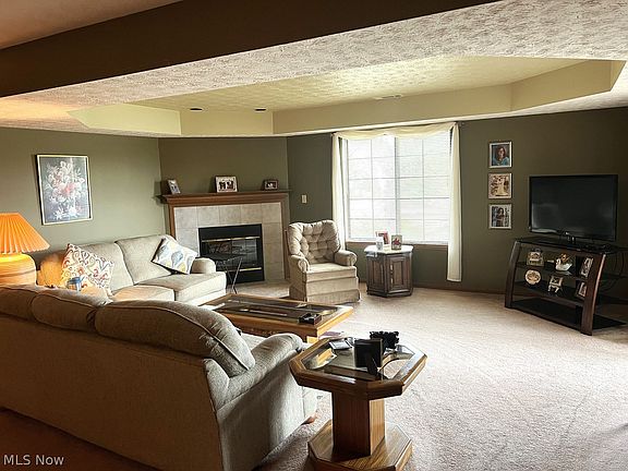 4th image of 8609 Scenicview Dr #101
