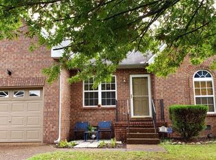 125 Candle Wood Dr, Hendersonville, TN 37075